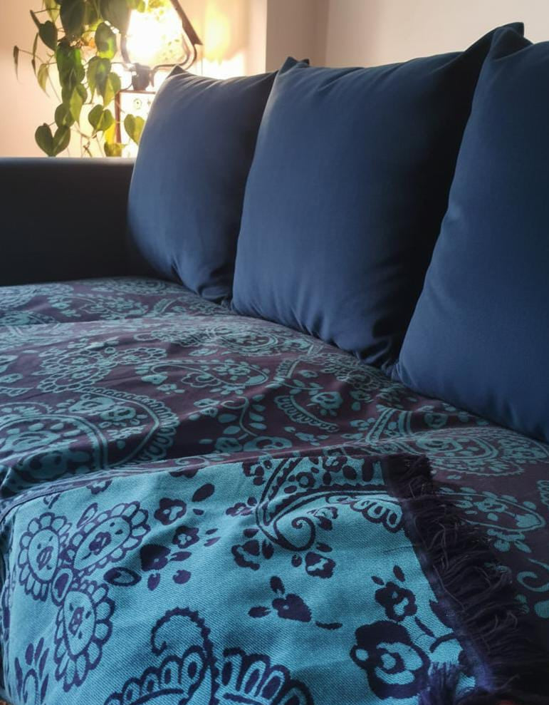 Dual-Tone Reversible Throw - Navy & Turquoise