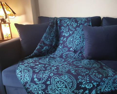 Dual-Tone Reversible Throw - Navy & Turquoise