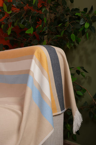 مفرش رويال - بيج / أبيض / مسطردة / خطوط دينيم